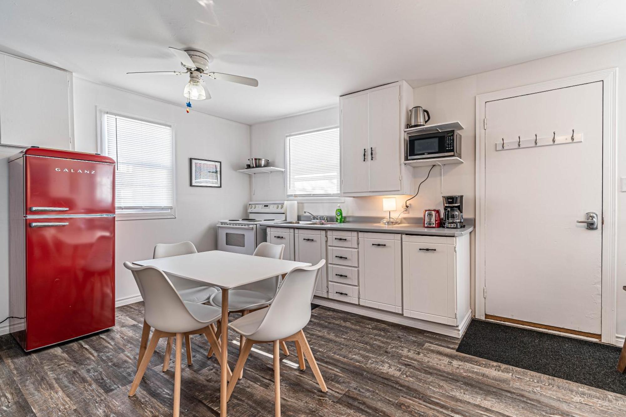 Вилла Driftwood Haus Саутгемптон Экстерьер фото