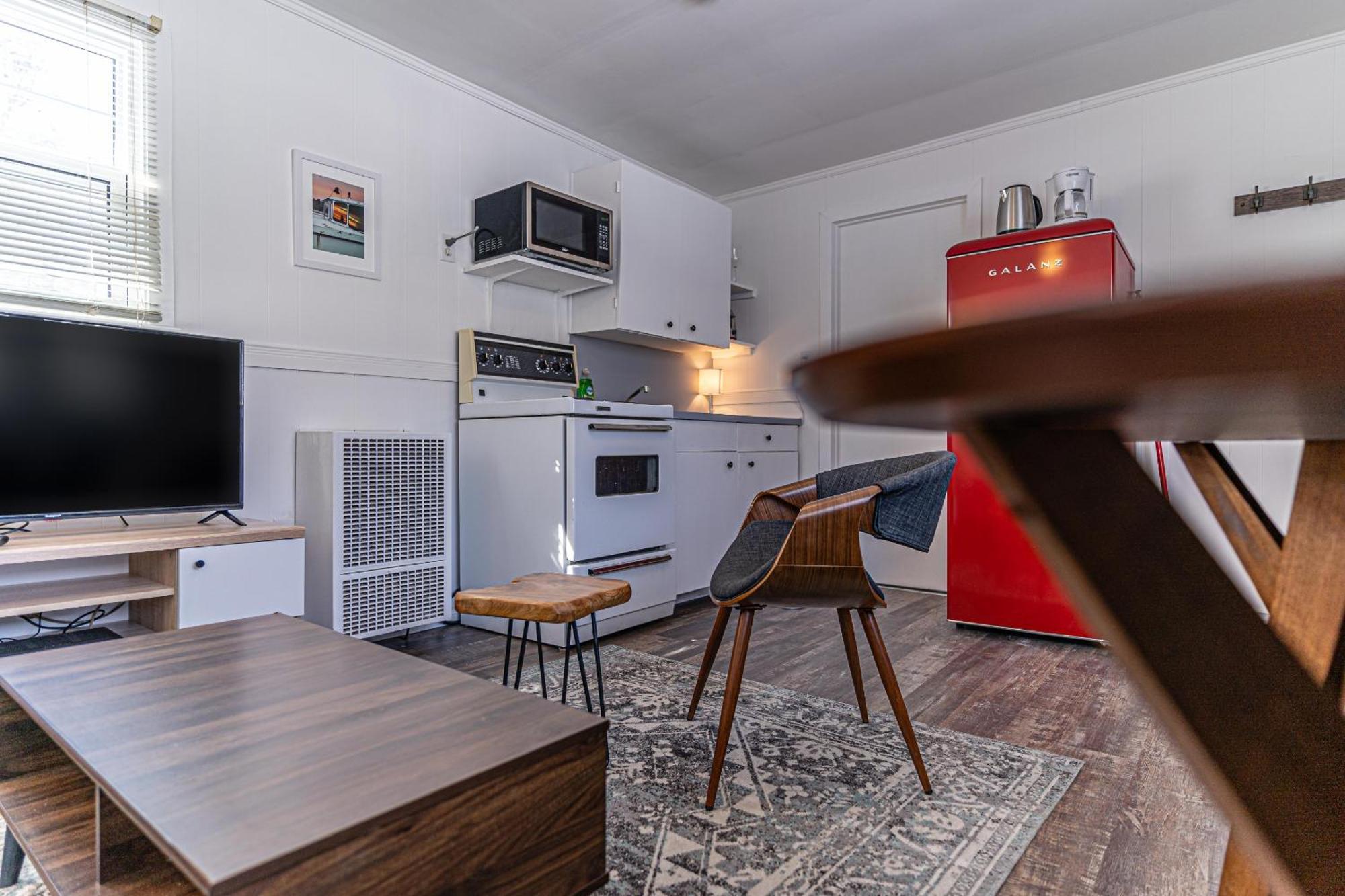 Вилла Driftwood Haus Саутгемптон Экстерьер фото